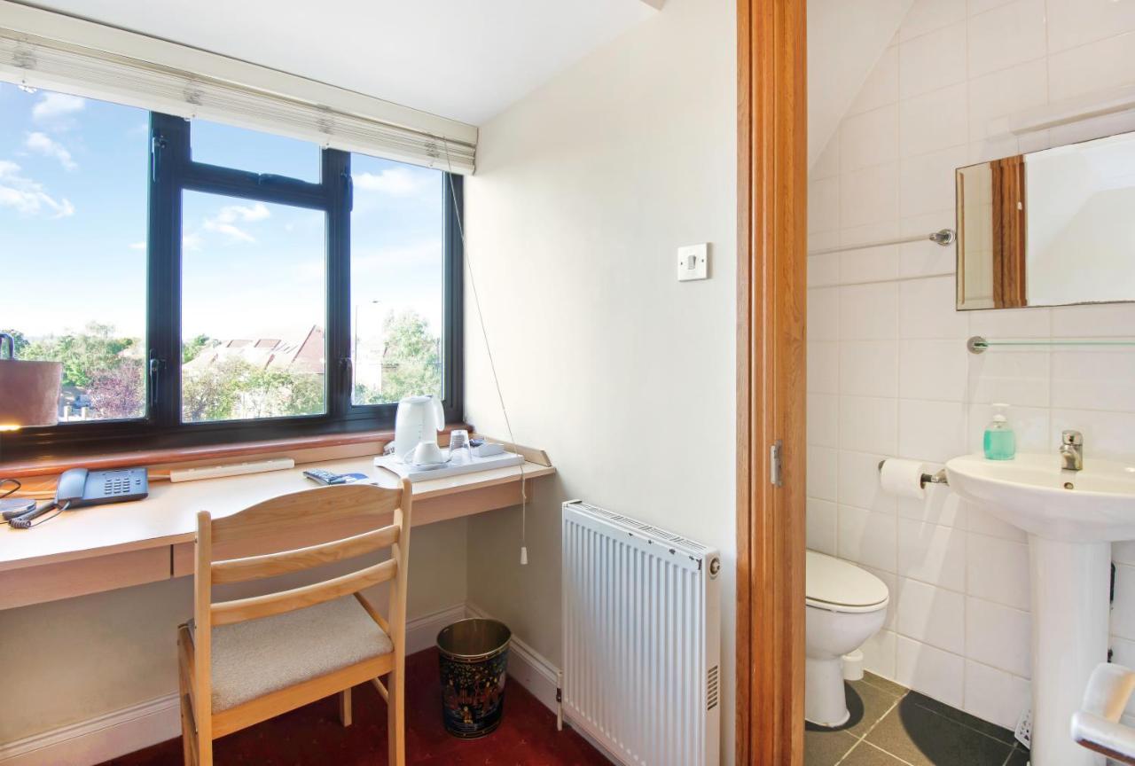 The Brent Hotel - London - Wembley Harrow Exteriör bild